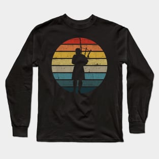 Bagpipe Silhouette On A Distressed Retro Sunset print Long Sleeve T-Shirt